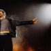 ショーン・メンデス、代表曲“Treat You Better”の10周年を記念して過去のライヴ映像を公開